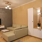 아파트 Burimi House *
