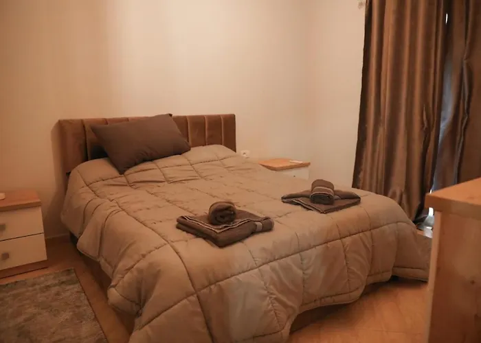 Burimi House * Berat