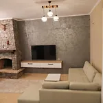 Burimi House * Берат