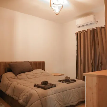 Burimi House Apartman