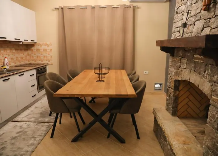 Burimi House Apartament *